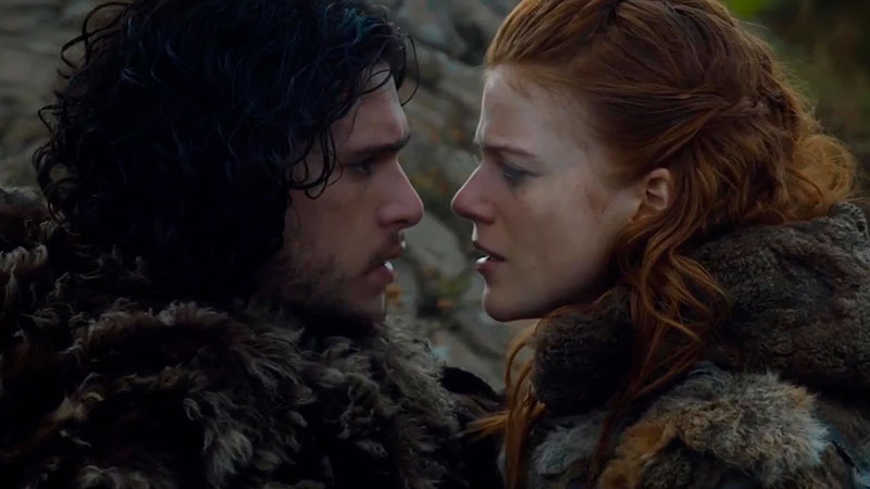 Jon Snow e Ygritte.