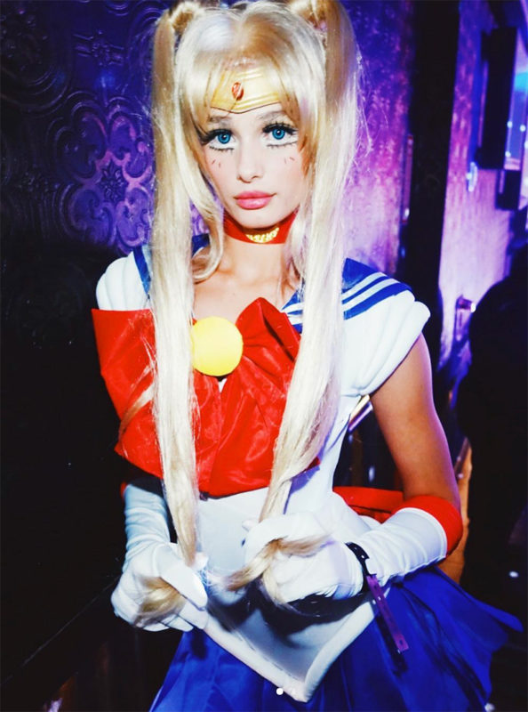 Tylor Hill como Sailor Moon.