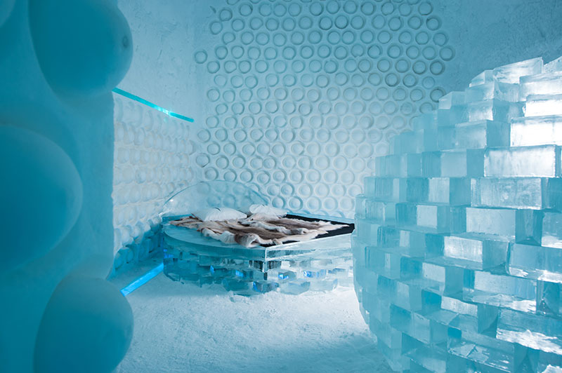 Habitación del Icehotel en Suecia
