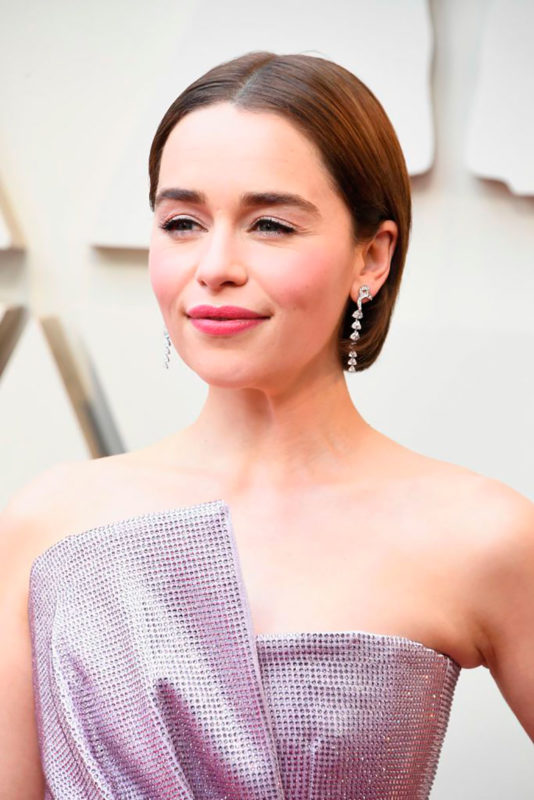 Emilia Clarke en los oscar 2019.