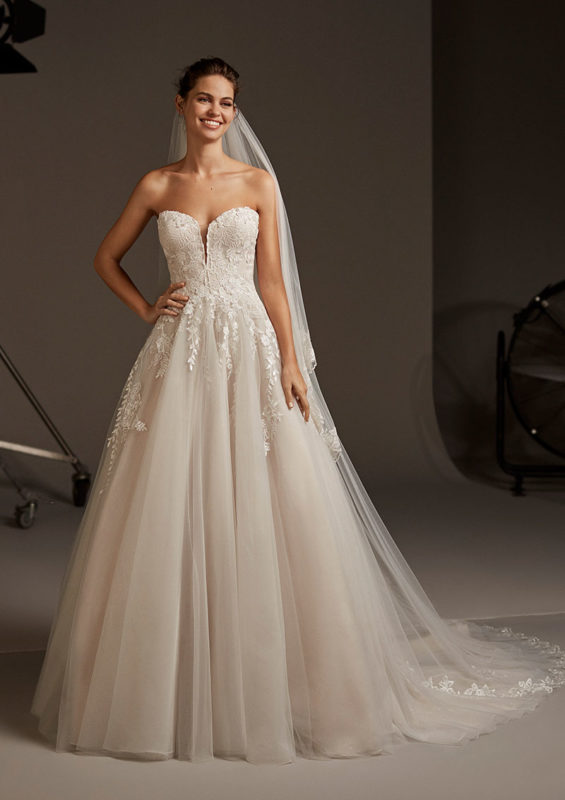 Vestido de novia Pronovias Crucero 2020 Lyra.