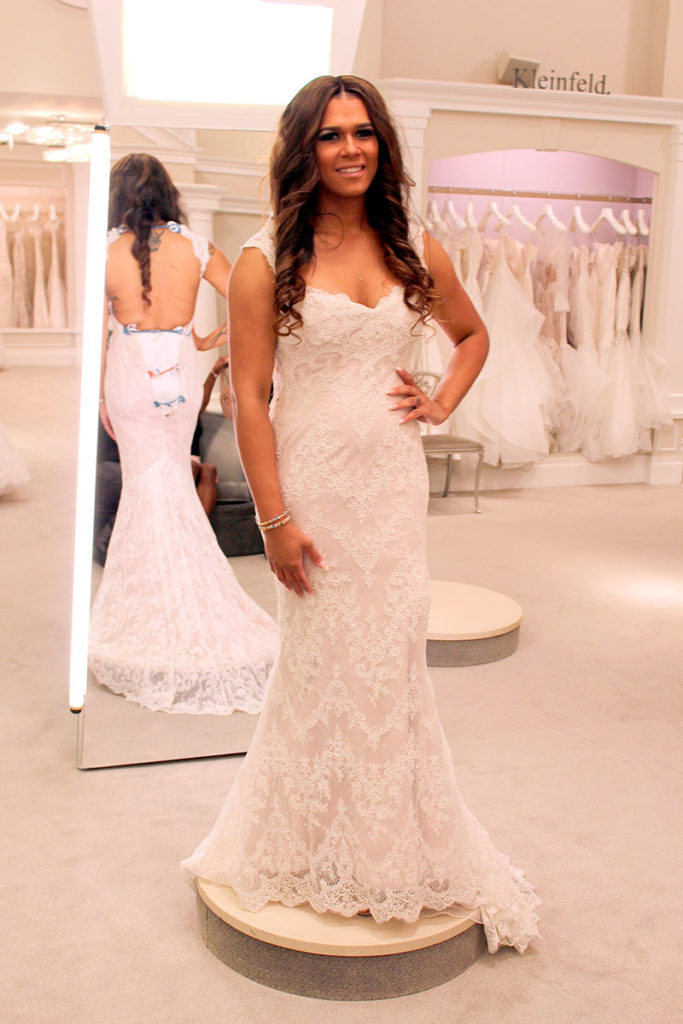Gabrielle Gibson en Say yes to the dress.