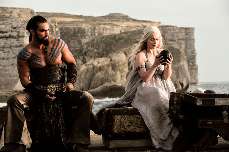 Boda de Daenerys Targaryen y Khal Drogo .