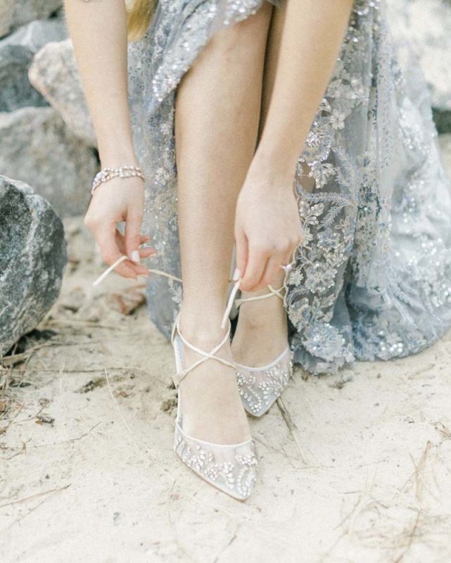 Zapatos de novia con transparencia de Bella Belle Shoes.
