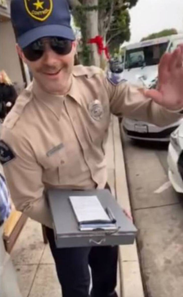 Adam Levine como policía en Hollywood.