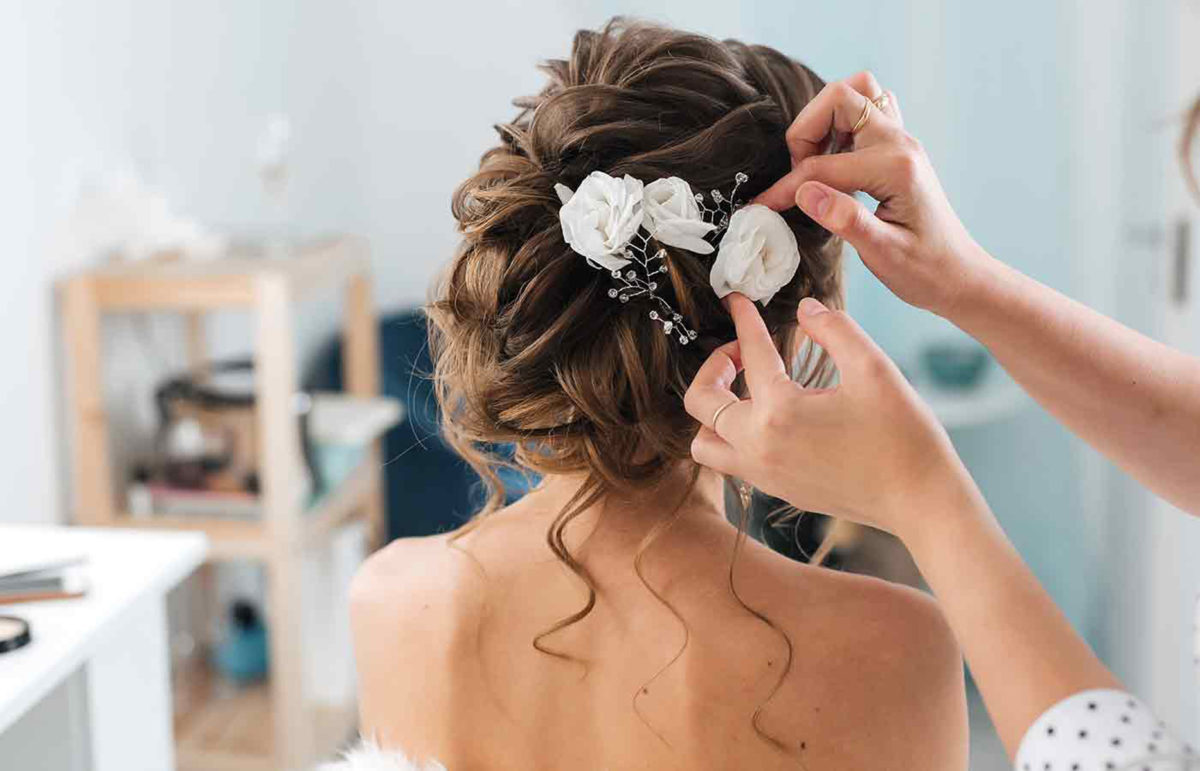 Adapta tus joyas al peinado de novia  Blog Navas Joyeros Boda